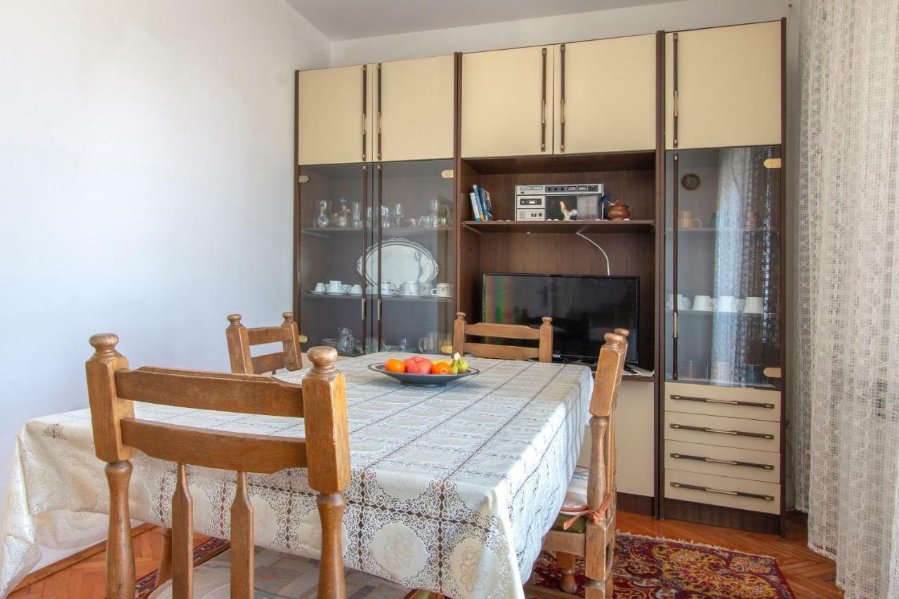 Irena'S Place A2 Rovigno Esterno foto